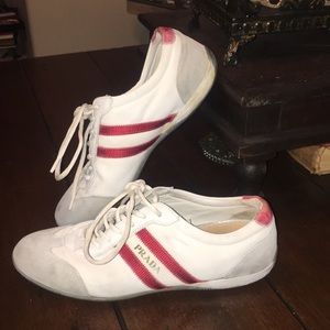 PRADA SHOES SIZE 38 / 8